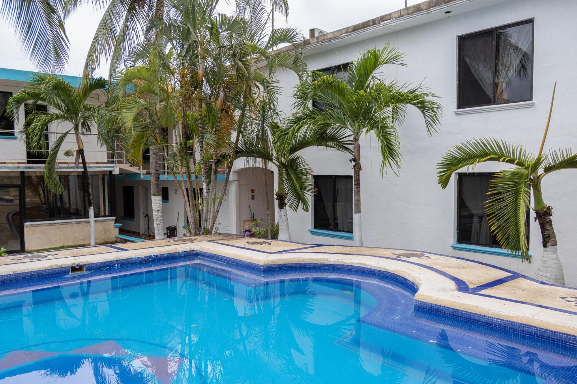 Oyo Hotel Marias,Aeropuerto Internacional De צ'טומאל מראה חיצוני תמונה