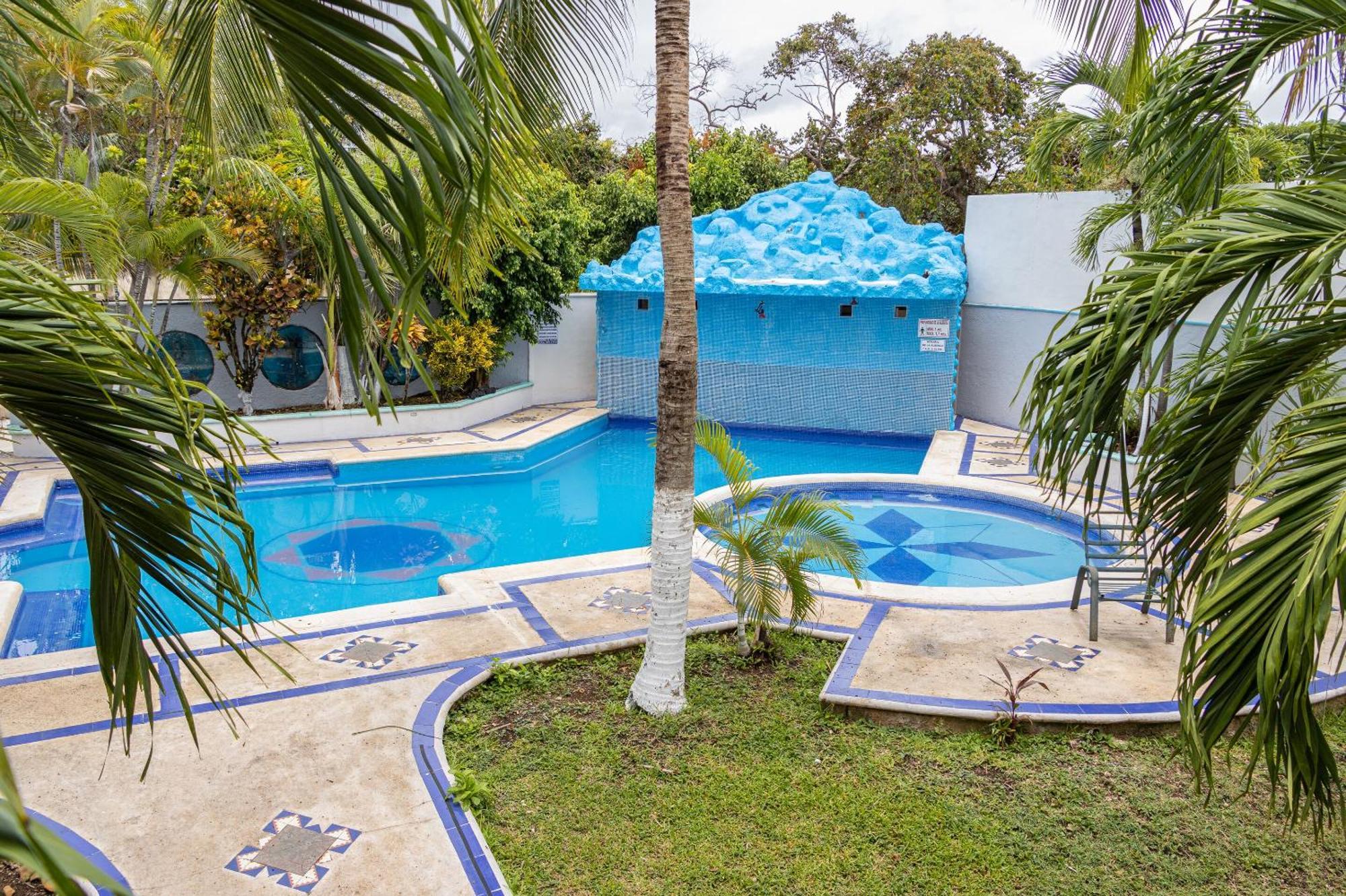 Oyo Hotel Marias,Aeropuerto Internacional De צ'טומאל מראה חיצוני תמונה