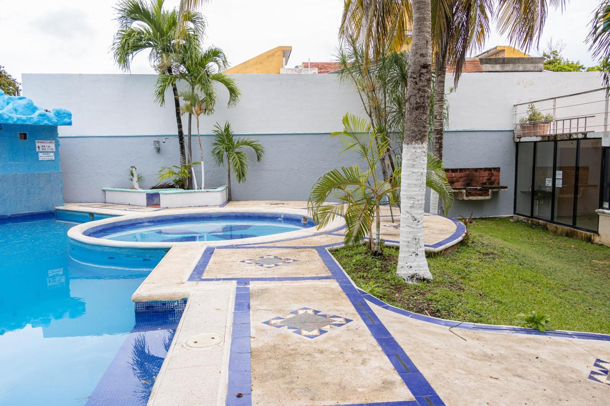 Oyo Hotel Marias,Aeropuerto Internacional De צ'טומאל מראה חיצוני תמונה
