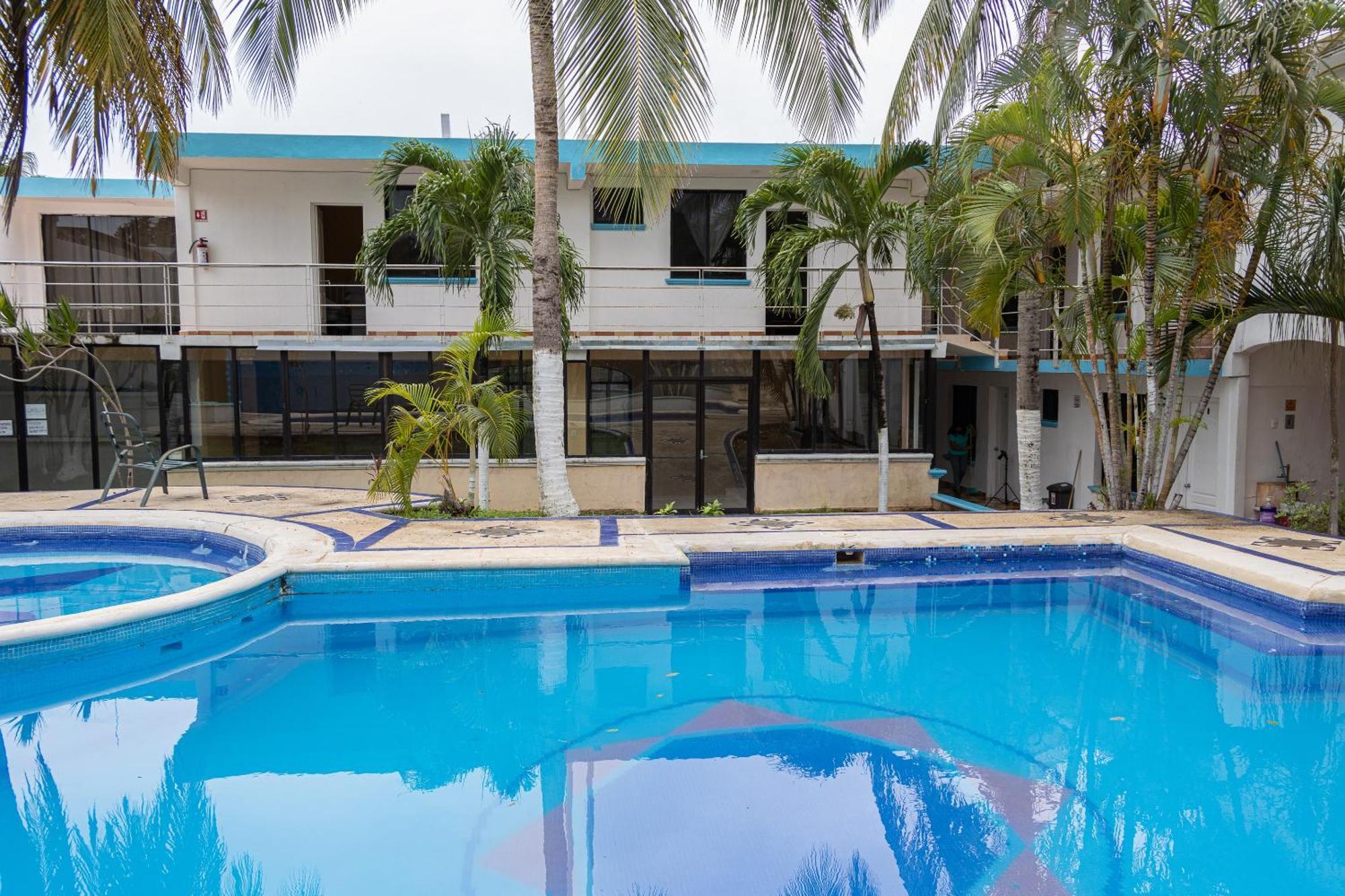 Oyo Hotel Marias,Aeropuerto Internacional De צ'טומאל מראה חיצוני תמונה
